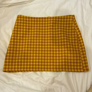 Urban Outfitters Checkered Miniskirt Size Medium